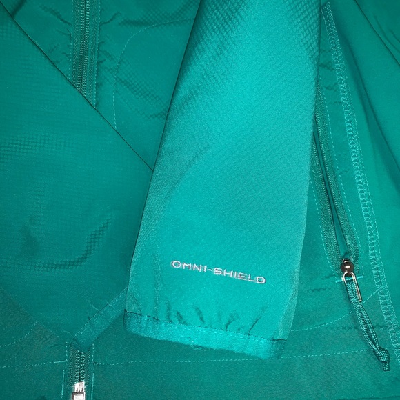 Lightweight jacket - Picture 3 of 4